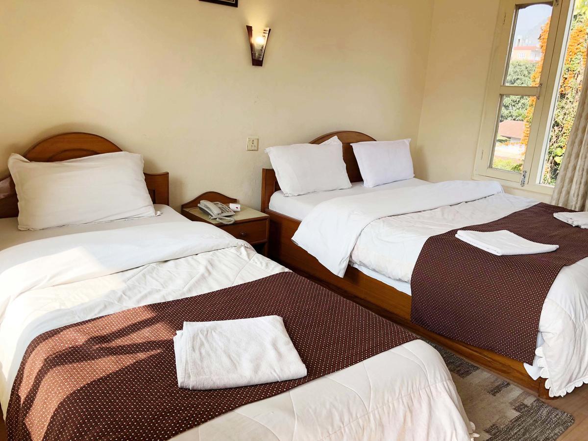 Hotel Grand Holiday Pokhara Kültér fotó