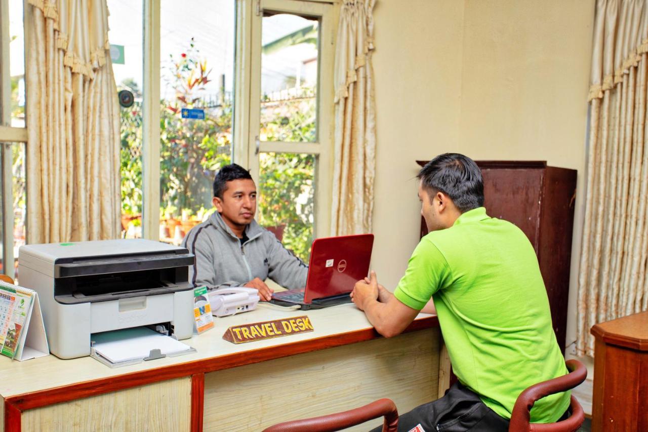 Hotel Grand Holiday Pokhara Kültér fotó