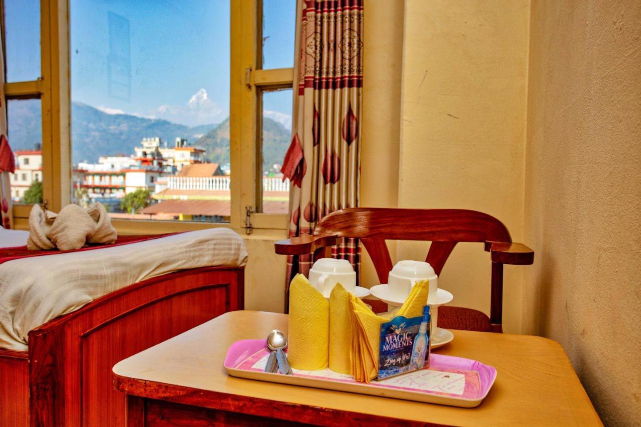 Hotel Grand Holiday Pokhara Kültér fotó