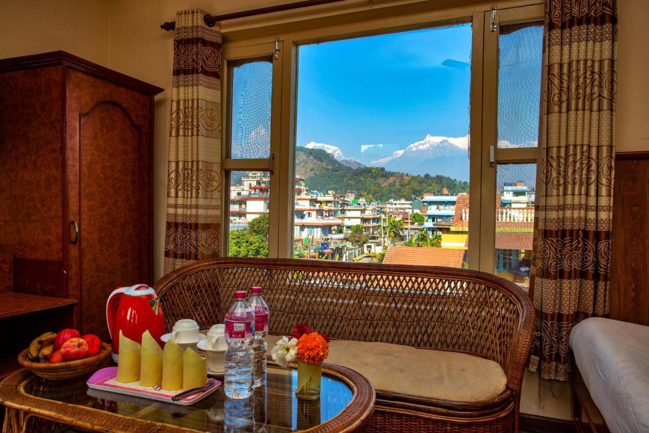 Hotel Grand Holiday Pokhara Kültér fotó