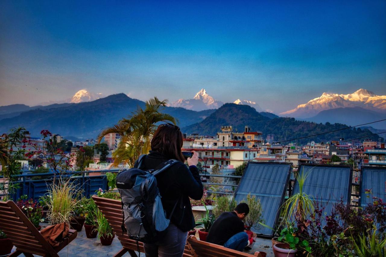 Hotel Grand Holiday Pokhara Kültér fotó